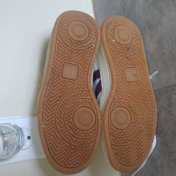 VEJA SHOES - Picture 10 of 12